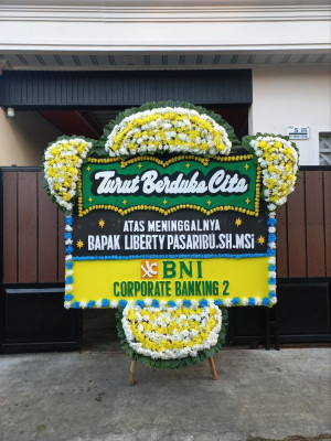 Papan Bunga Duka di Selindung Baru